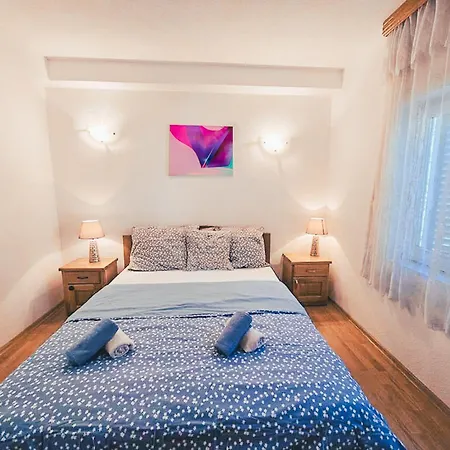 Apartment Two Hvar &